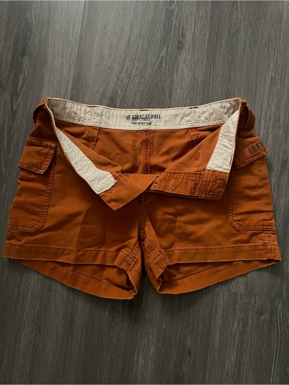 Abercrombie & Fitch Women's Rust Orange Cargo Shorts